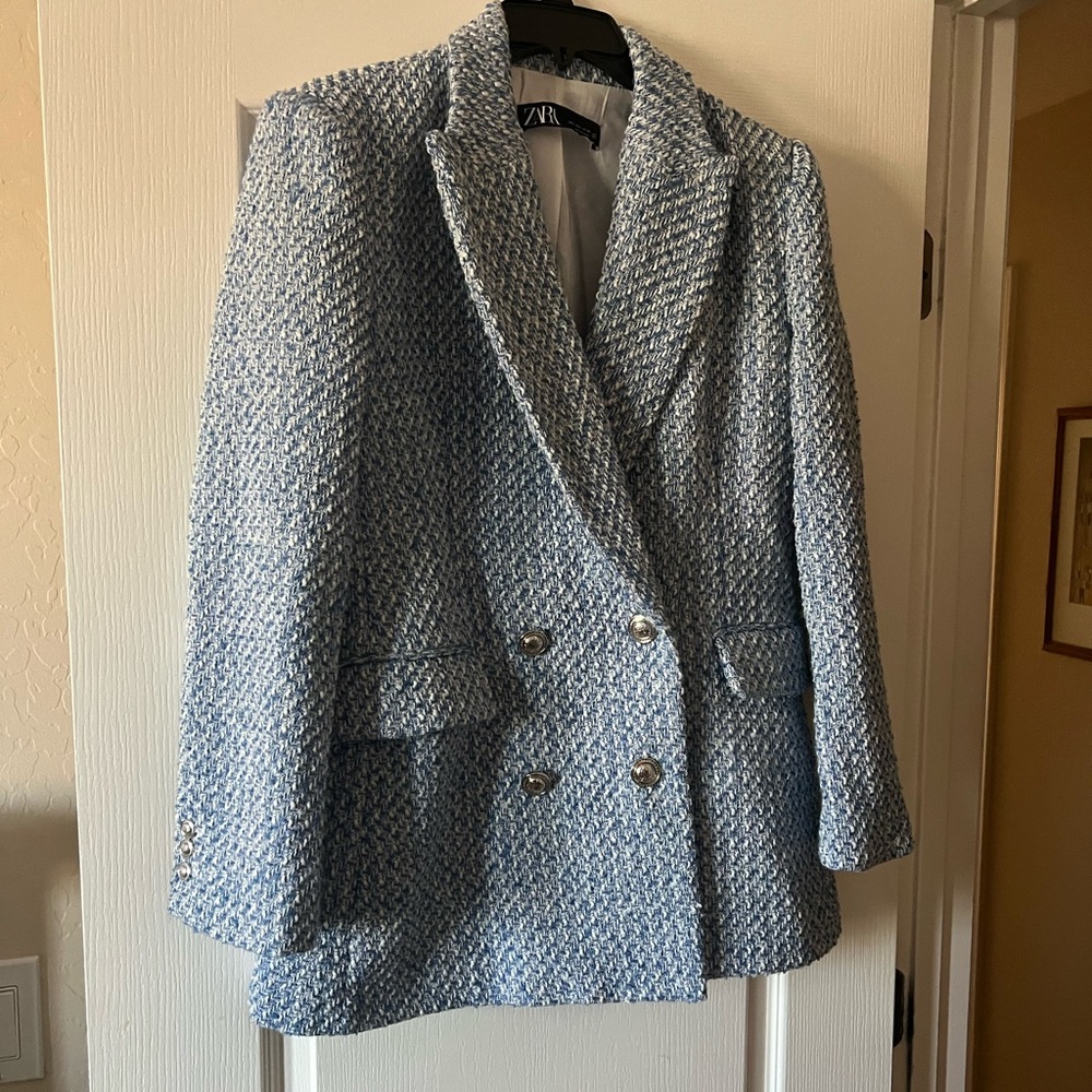 Zara Textured Blue and White Tweed Blazer 😍